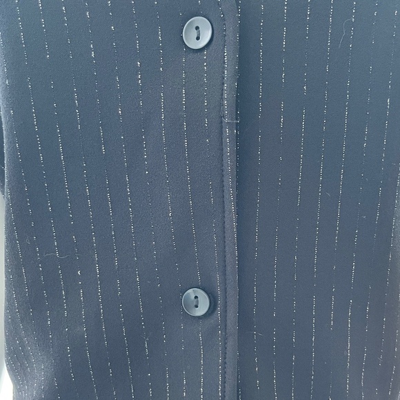 Vest - Picture 4 of 7